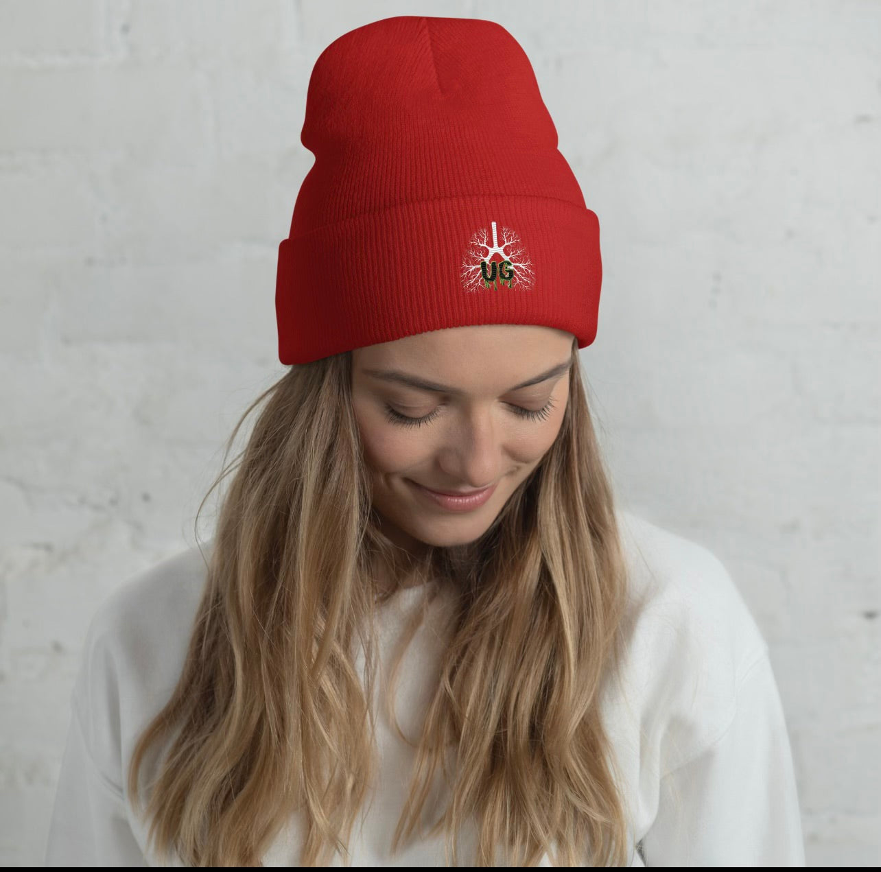 RED LOGO BEANIE