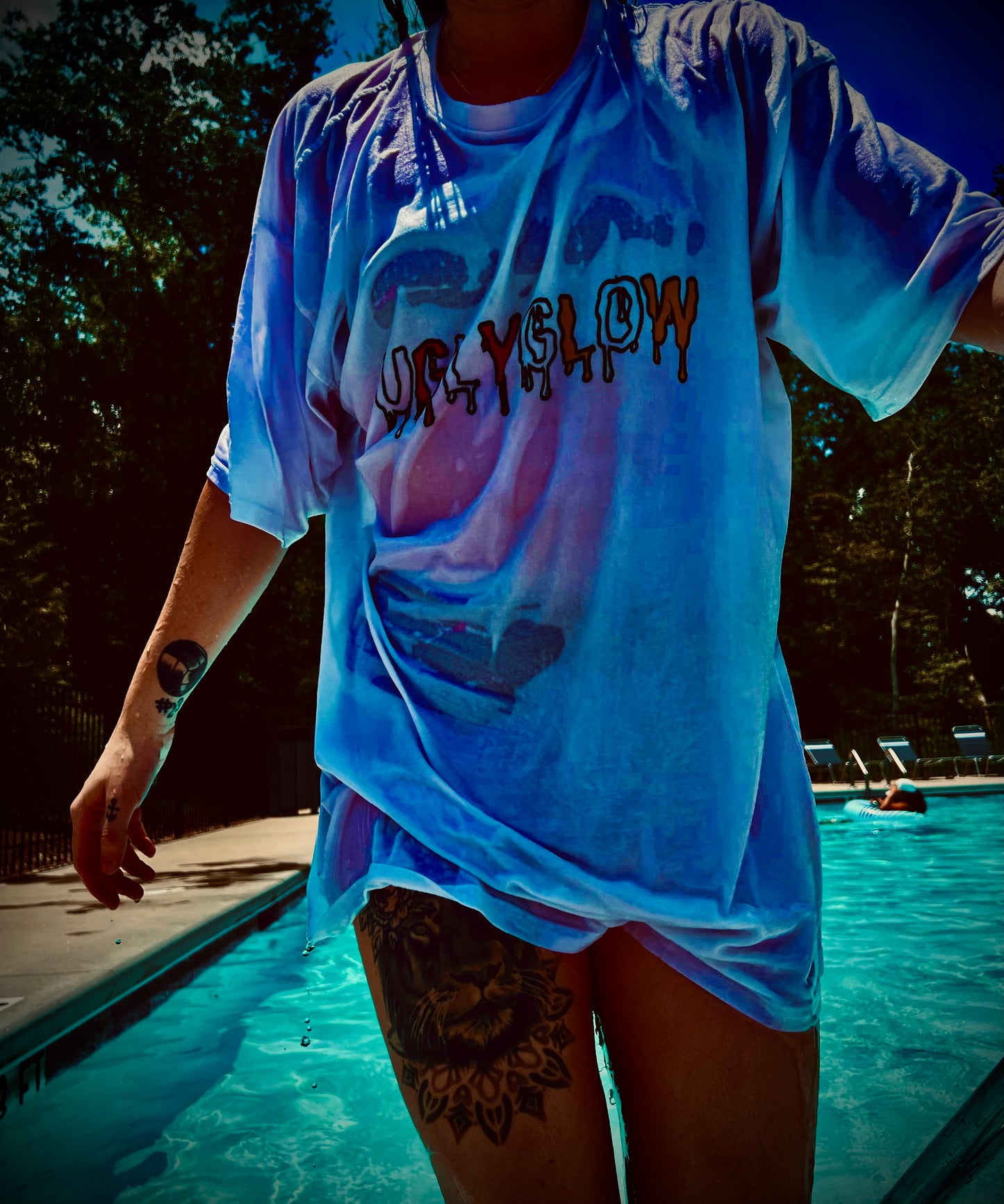 BROKENFACE TEE